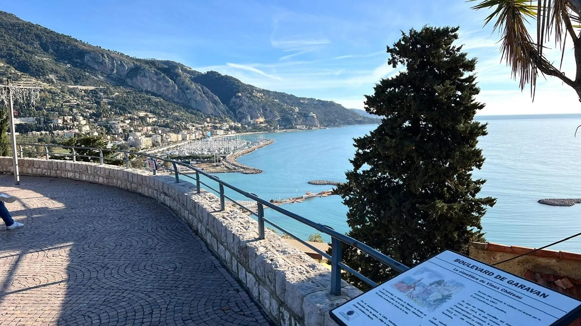 Menton Ciapetta Apartment