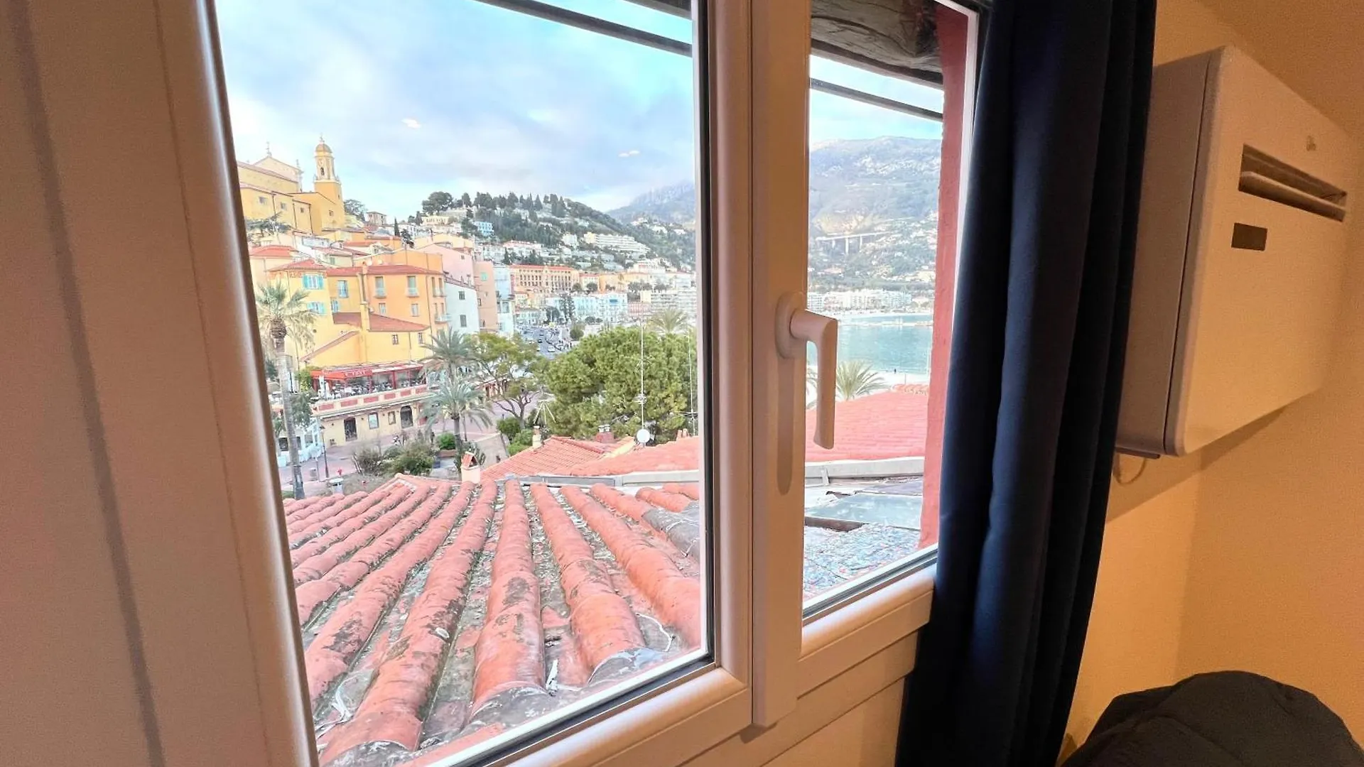 Menton Ciapetta Apartment